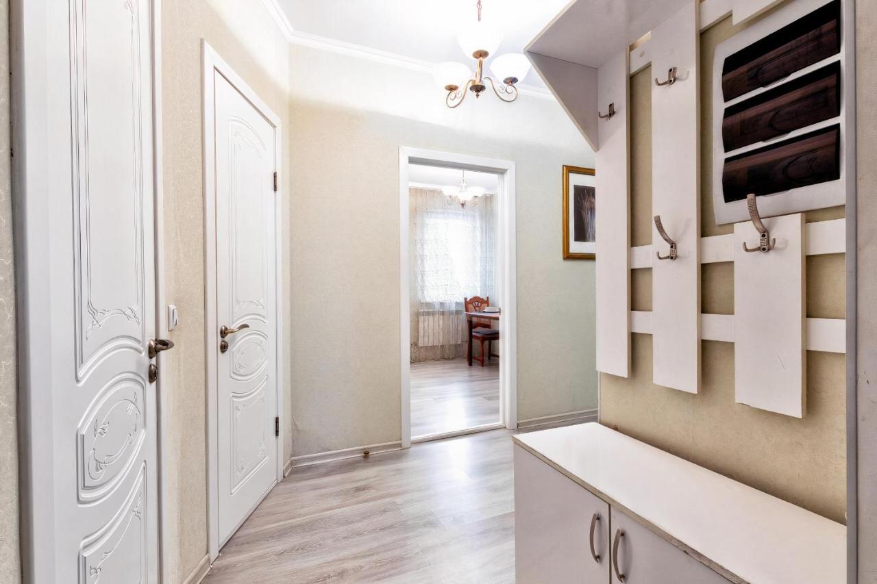 Apartments Near Bayterek Astana Luaran gambar